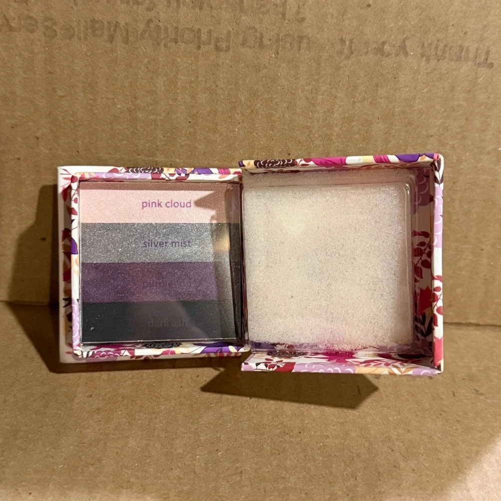 Tarte beauty in the box envoke the smoke